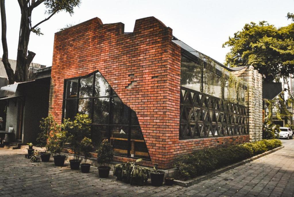 Kartika Chandra Hotel Jacarta Exterior foto